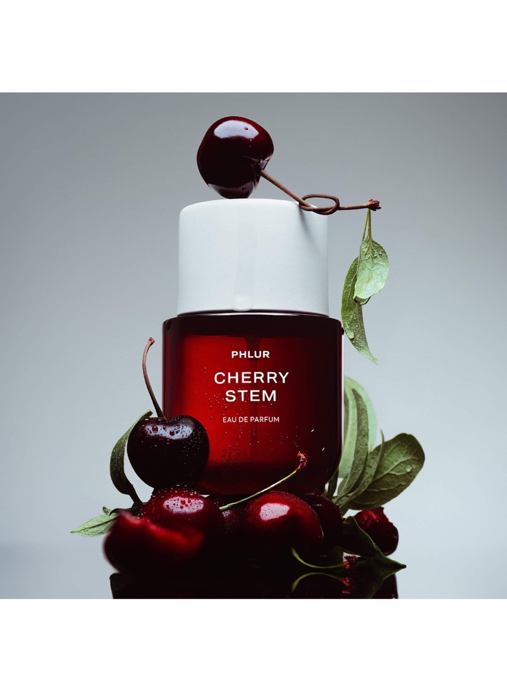 🌸PHLUR Cherry EDP Spray Deluxe Mini 5 mL - Picture 9 of 14